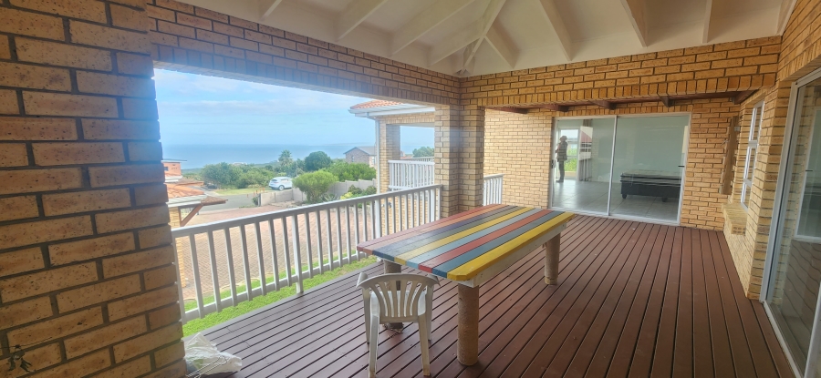 6 Bedroom Property for Sale in Dana Bay Western Cape